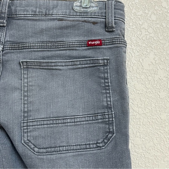 Wrangler Boys’ Slim Fit Gray Distressed Utility Carpenter Jeans Size 12 Husky - Picture 5 of 6